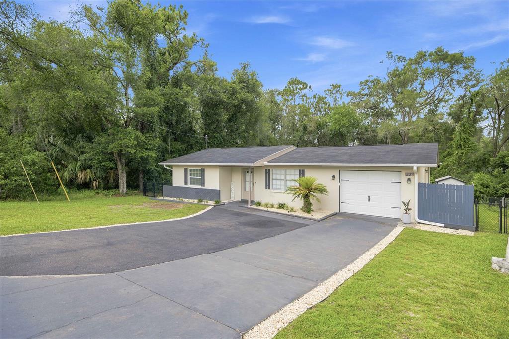 221 East Inverness Boulevard Inverness, FL 34452 - Photo 7 of 43