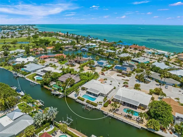 $7,500 | 614 Gladstone Lane, Holmes Beach, FL 34217