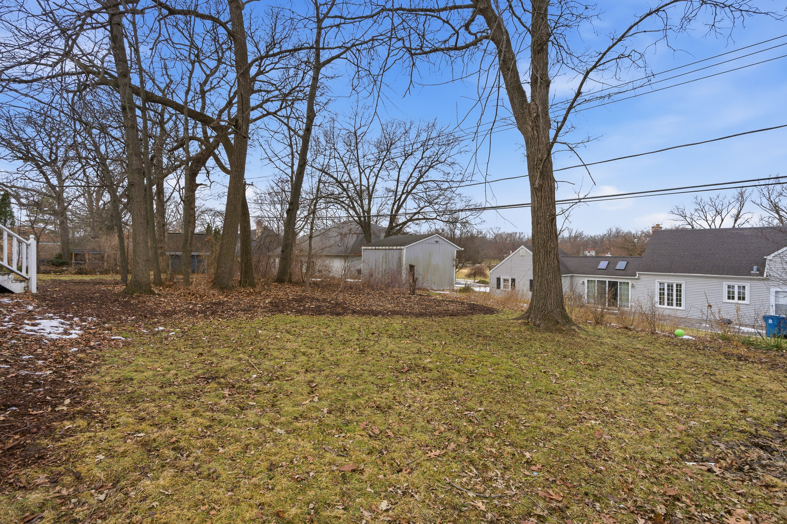 621 Huntley Terrace Crete, IL 60417 - Photo 23 of 31 a house view with backyard space