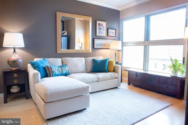 $2,400 | 777 7th Street Northwest, Unit 632, Washington, DC 20001