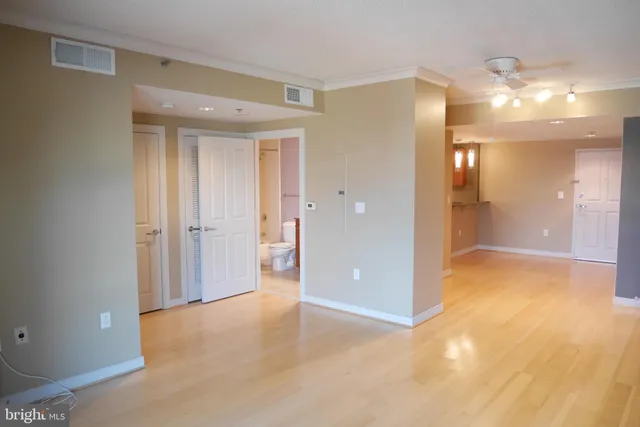 $2,400 | 777 7th Street Northwest, Unit 632, Washington, DC 20001