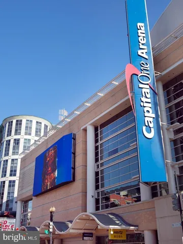 $2,400 | 777 7th Street Northwest, Unit 632, Washington, DC 20001