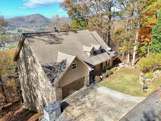 $689,900 | 1279 Harris Ridge Road, Young Harris, GA 30582