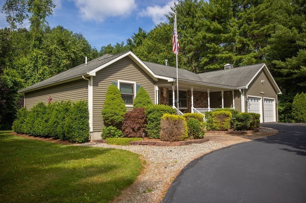 374 Thompson Road Webster, MA 01570 - Photo 1 of 39