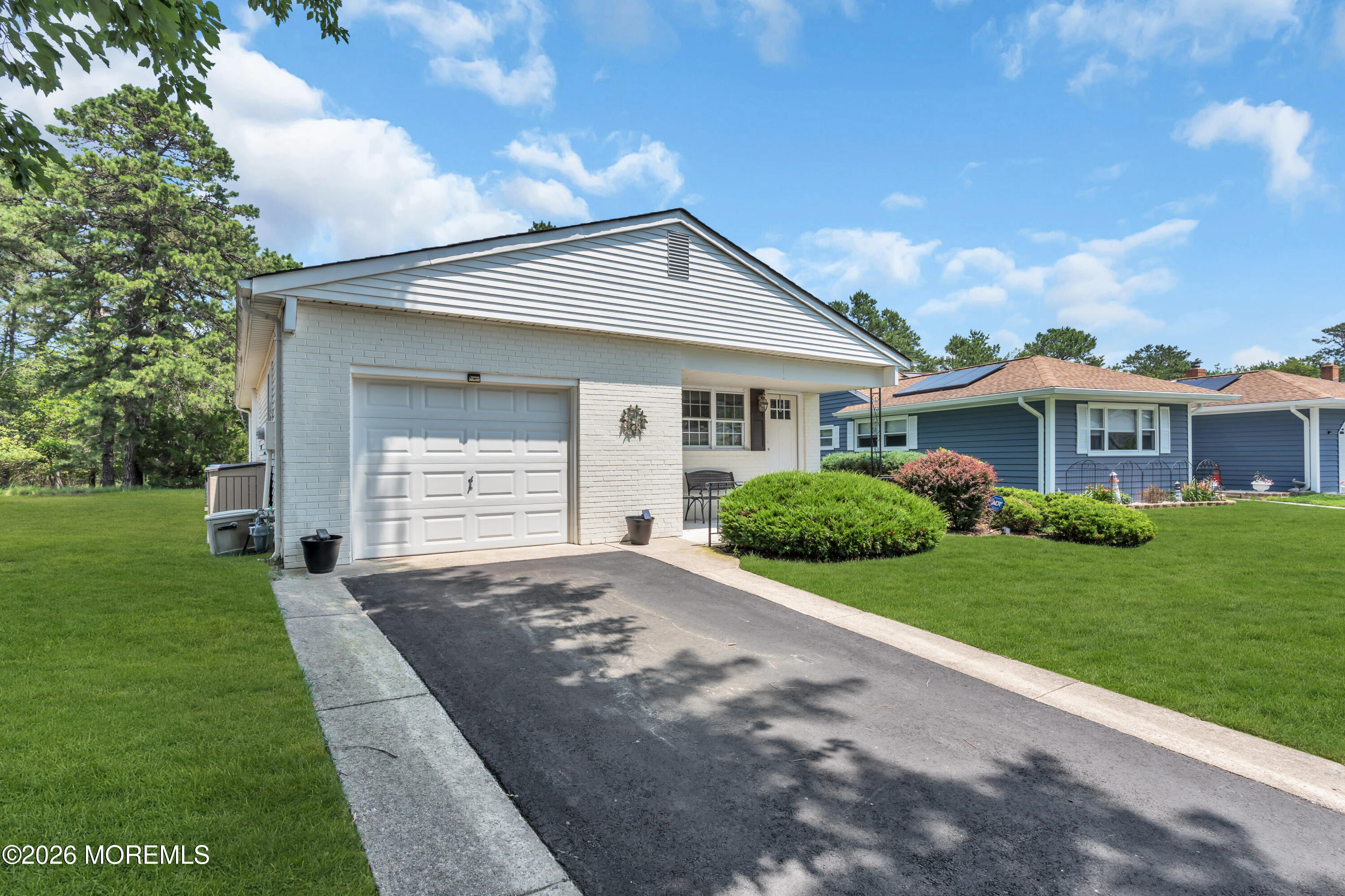 108 Torrey Pines Drive Toms River, NJ 08757 - Photo 5 of 43 6-print-DSC09735-1