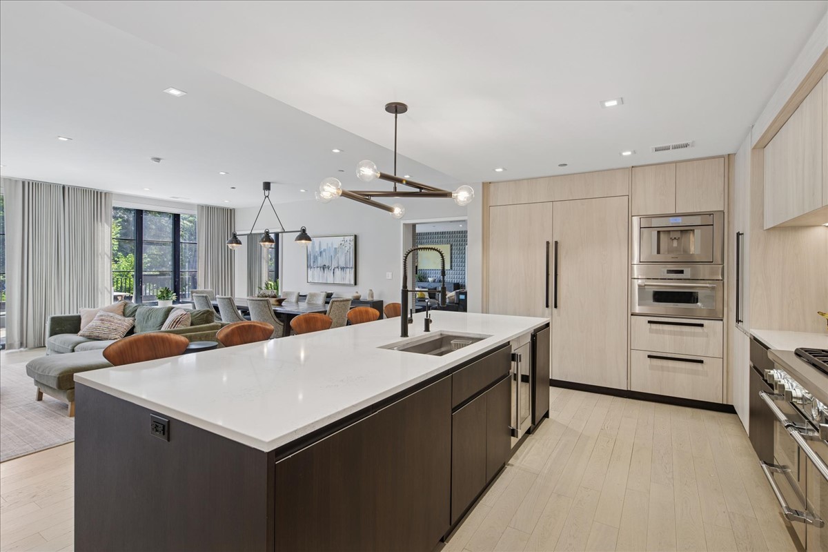 1400 West Monroe Street, Unit 2A Chicago, IL 60607 - Photo 17 of 40