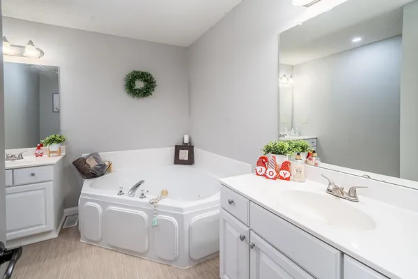 $260,000 | 10026 West Lydia Court, Wichita, KS 67209