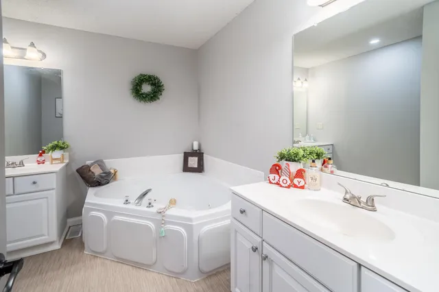 $260,000 | 10026 West Lydia Court, Wichita, KS 67209