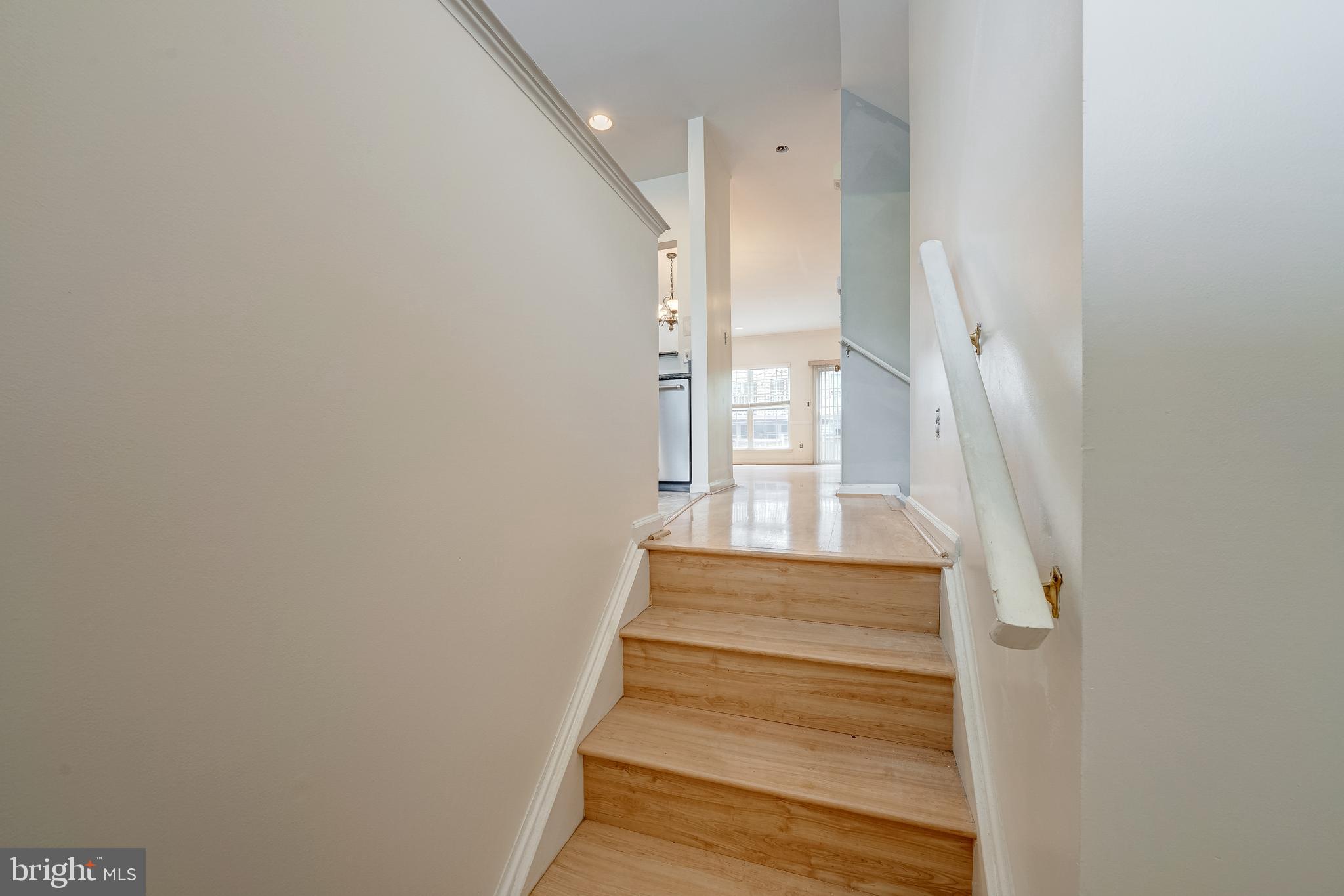 11444 Heritage Commons Way Reston, VA 20194 - Photo 3 of 35 a view of entryway