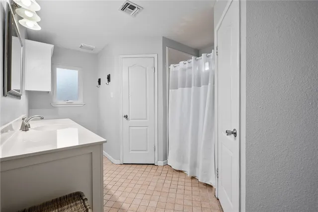 $269,000 | 6934 Dundee Drive, Corpus Christi, TX 78413