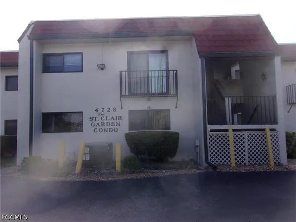 $55,000 | 4728 Orange Grove Boulevard, Unit 14, North Fort Myers, FL 33903