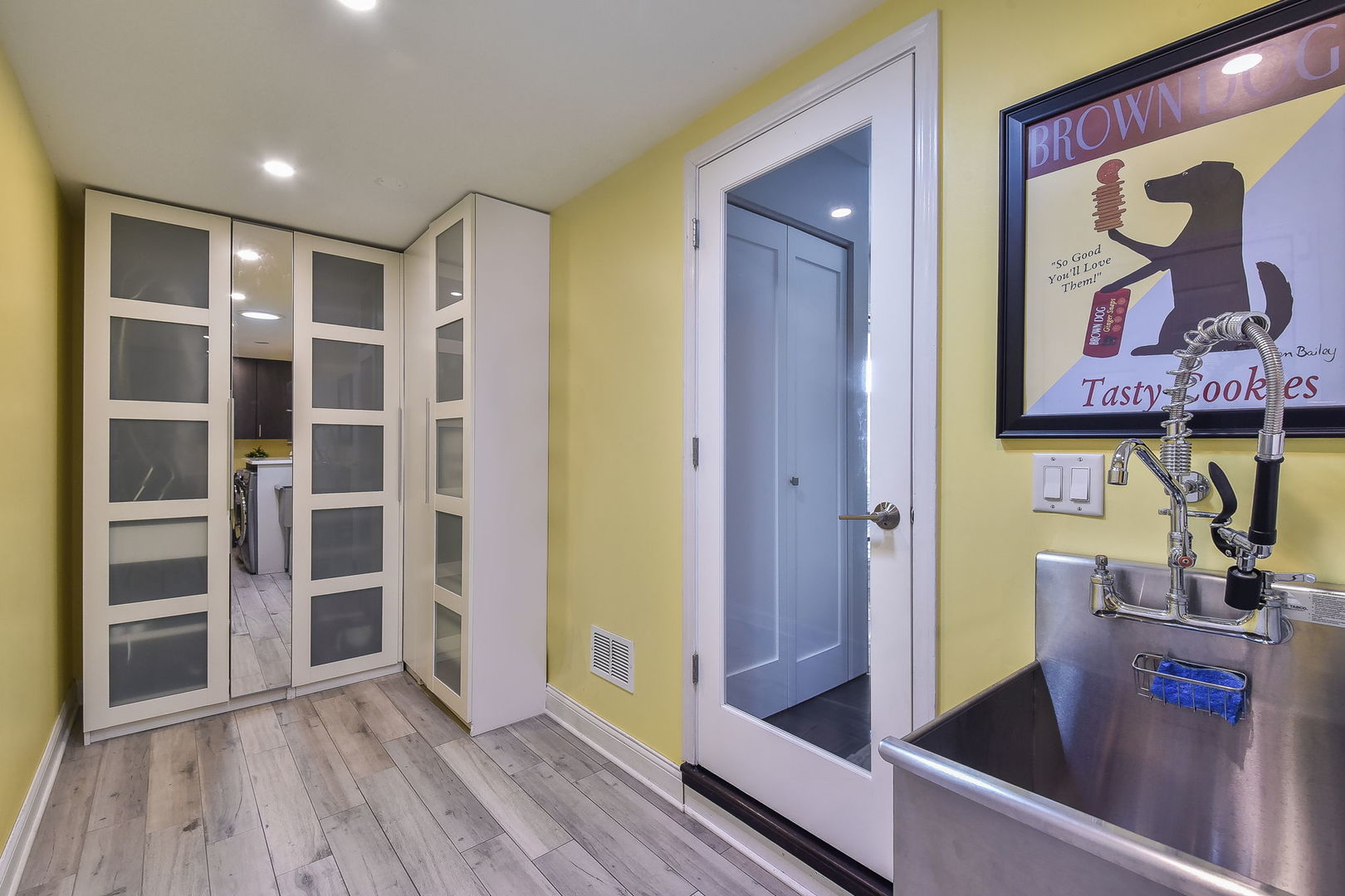 1004 Adare Drive Wheaton, IL 60189 - Photo 13 of 27