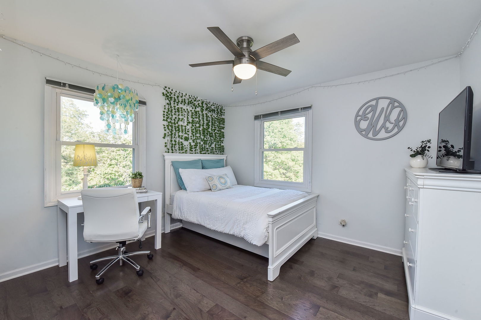 1004 Adare Drive Wheaton, IL 60189 - Photo 16 of 27