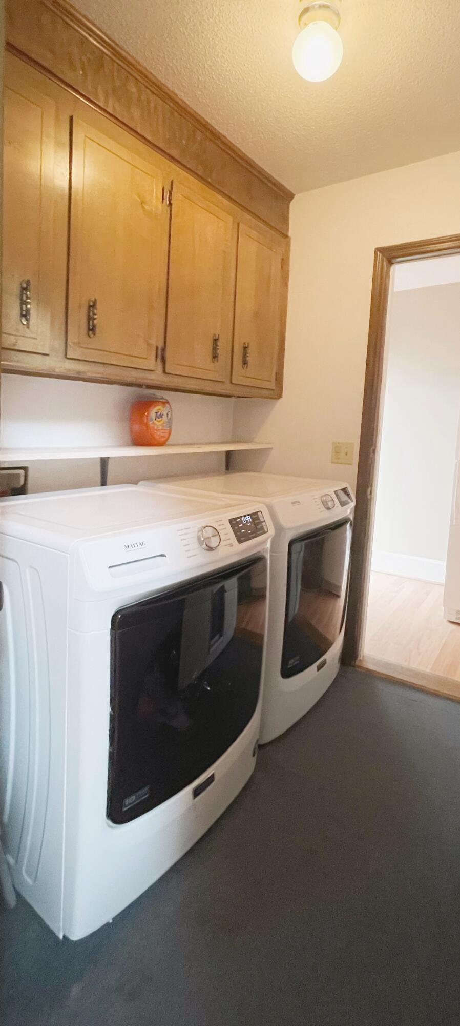822 Beauregard Road Summerville, SC 29486 - Photo 14 of 18 Laundry