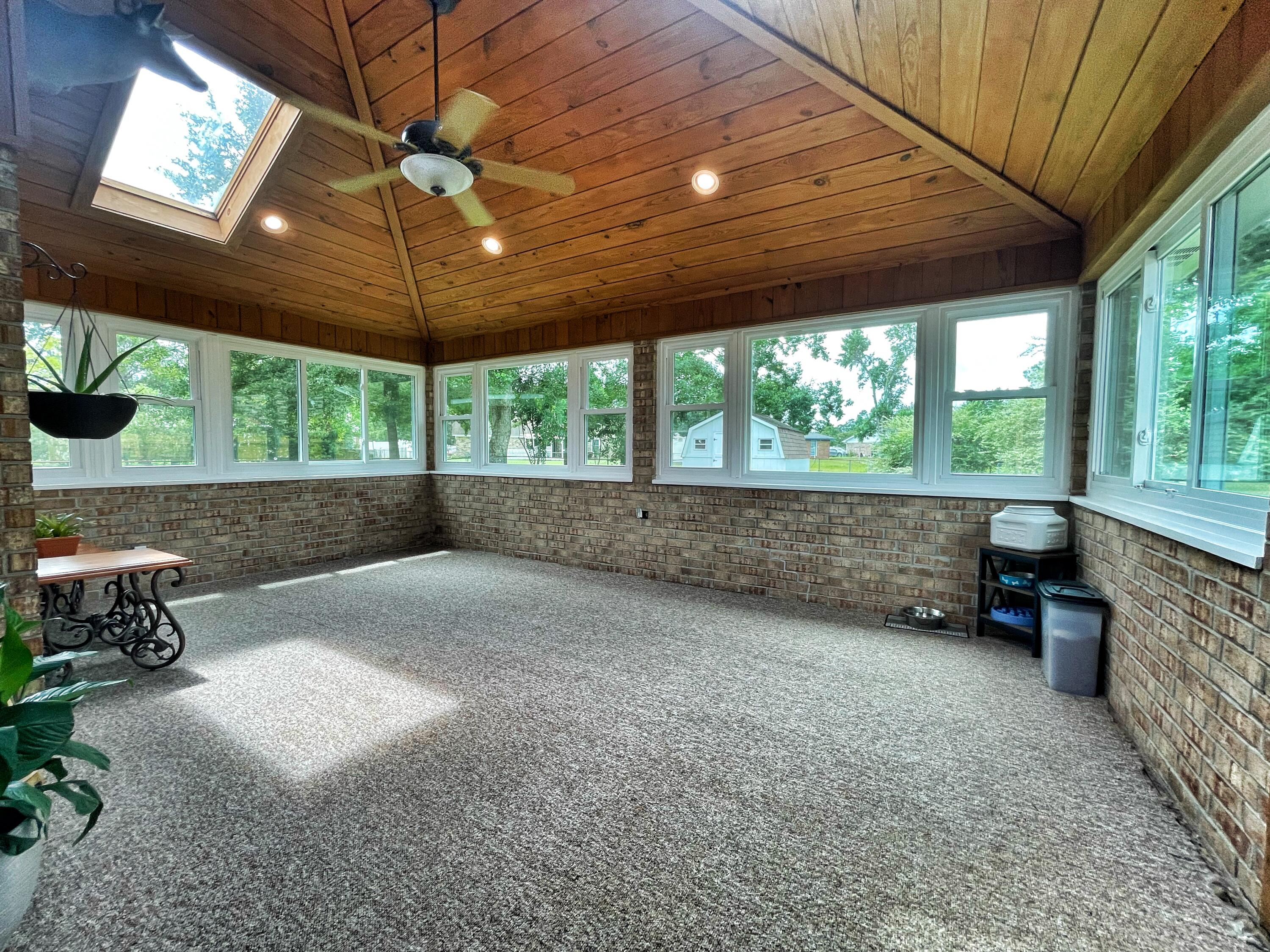 822 Beauregard Road Summerville, SC 29486 - Photo 15 of 18 Sunroom