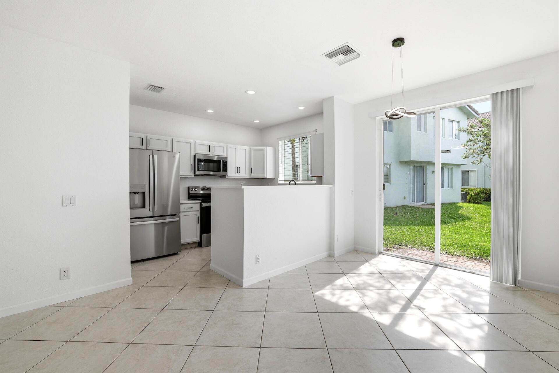 3068 Laurel Ridge Circle Riviera Beach, FL 33404 - Photo 6 of 32 0H8A4907