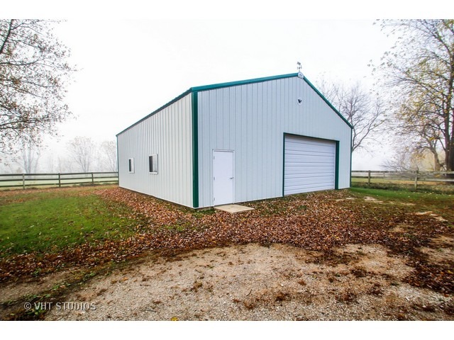 9103 Fink Road Harvard, IL 60033 - Photo 13 of 18