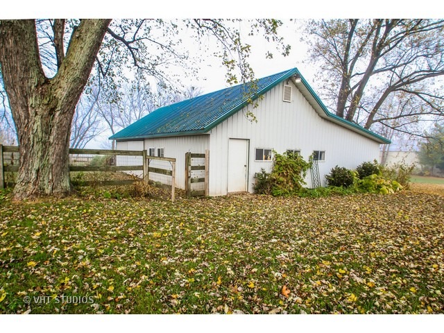 9103 Fink Road Harvard, IL 60033 - Photo 17 of 18