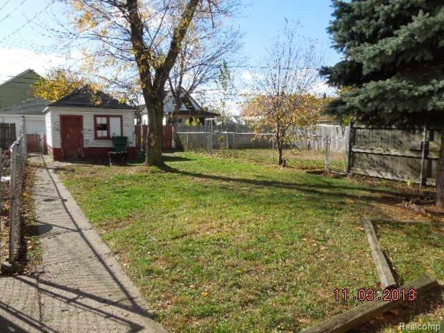 31 Elizabeth Street River Rouge, MI 48218 - Photo 18 of 18 024.JPG