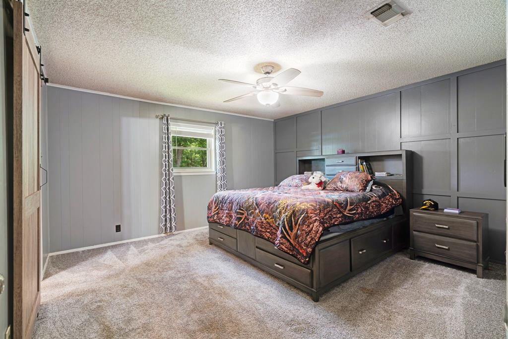 9157 Highway 271 Powderly, TX 75473 - Photo 11 of 28