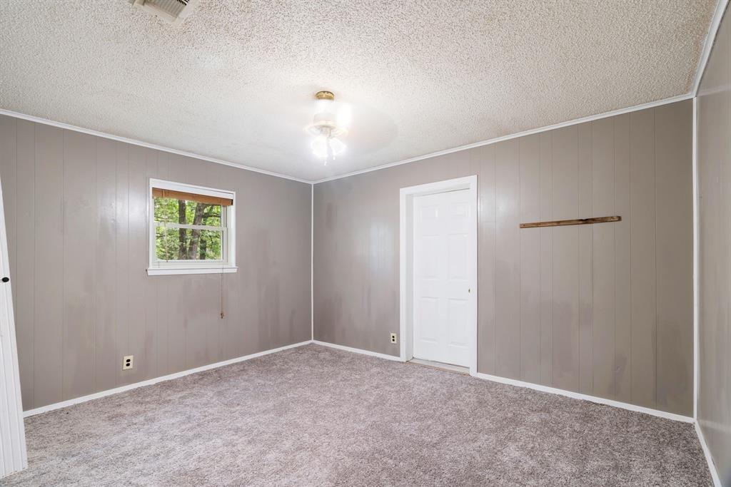 9157 Highway 271 Powderly, TX 75473 - Photo 14 of 28