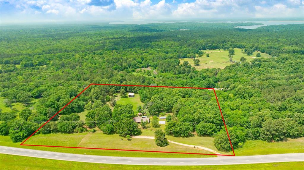 9157 Highway 271 Powderly, TX 75473 - Photo 2 of 28