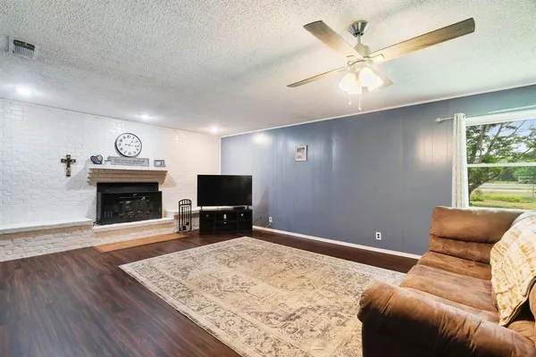 $439,900 | 9157 Highway 271, Powderly, TX 75473