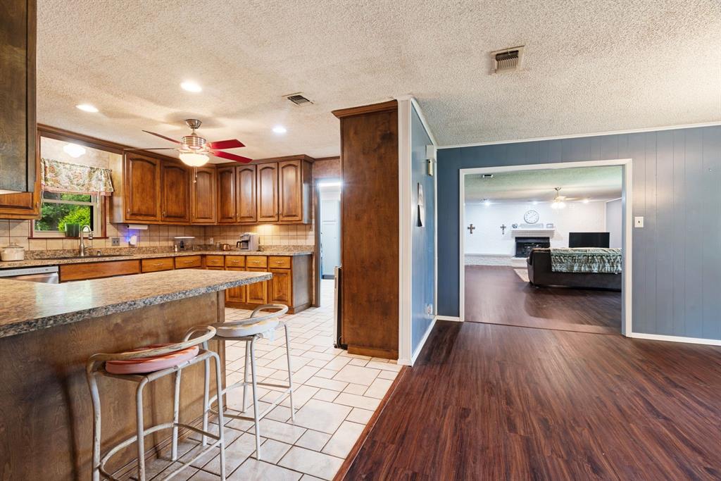 9157 Highway 271 Powderly, TX 75473 - Photo 9 of 28