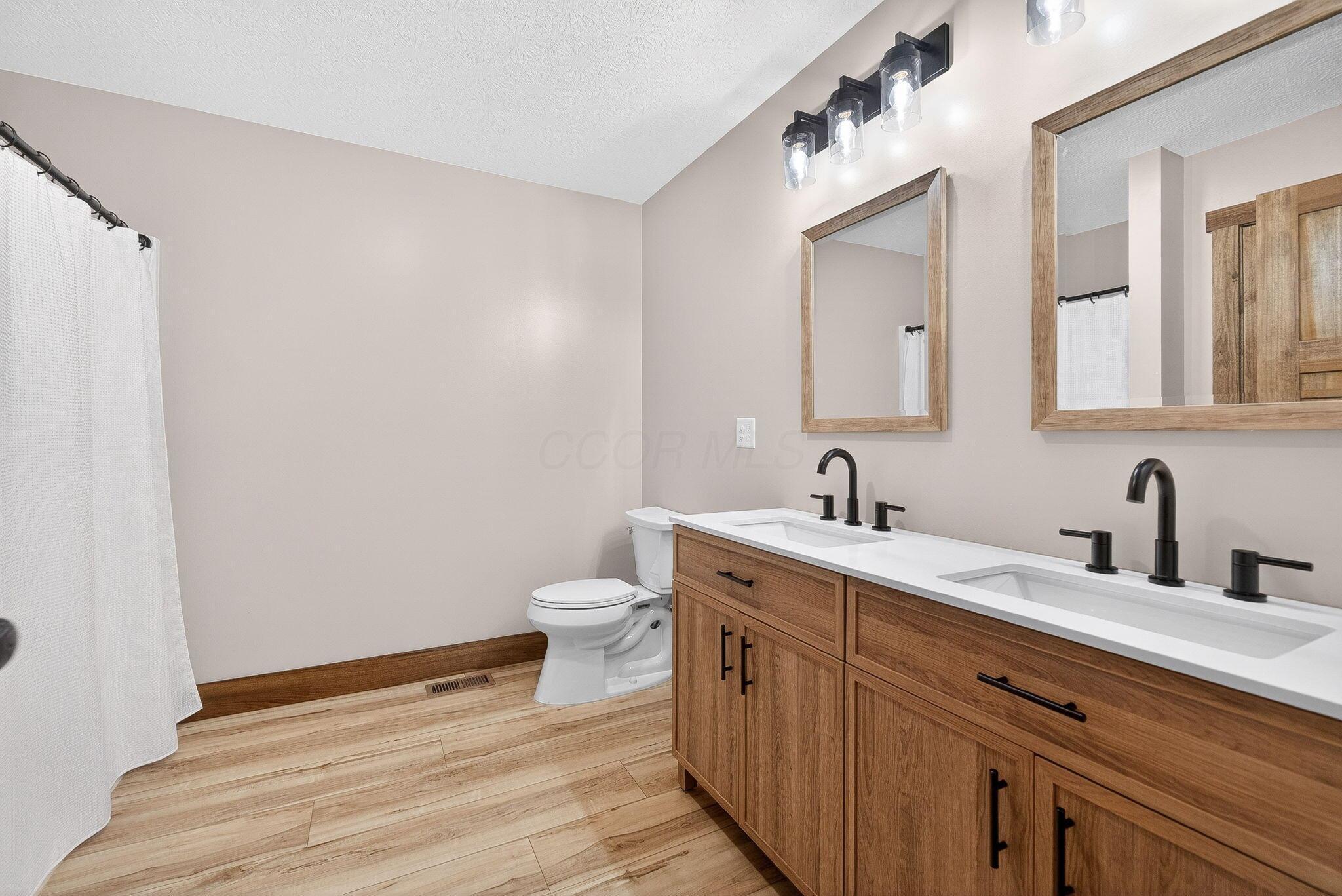 25461 Shoemaker Road Circleville, OH 43113 - Photo 49 of 61 25461 Shoemaker (Interior)-36