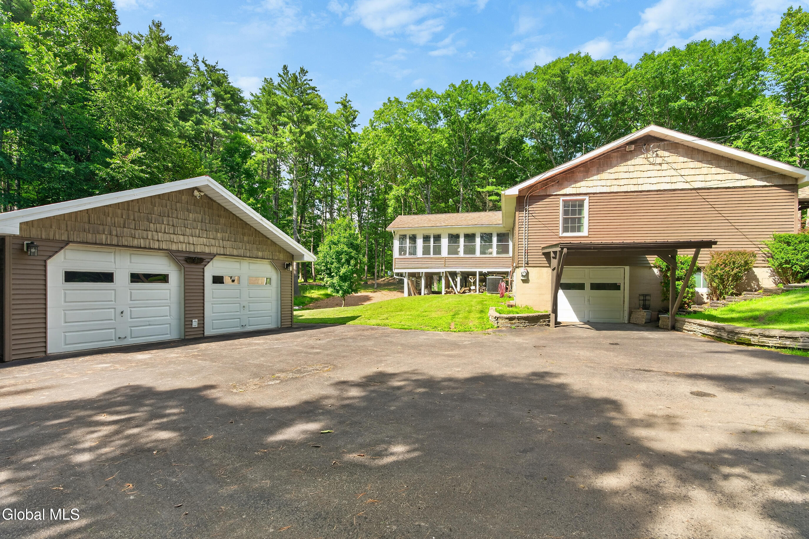 415 Carter Bridge Road Greenville, NY 12431 - Photo 5 of 44 031-415-Carter-Bridge-Road-Freehold-NY-1