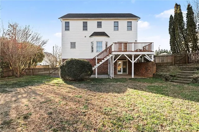 $395,000 | 802 Lisa Run Court, Kernersville, NC 27284