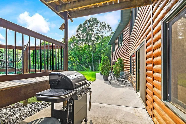 $839,000 | 7458 39th Avenue Northwest, Alexandria, MN 56308