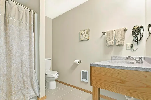 $839,000 | 7458 39th Avenue Northwest, Alexandria, MN 56308