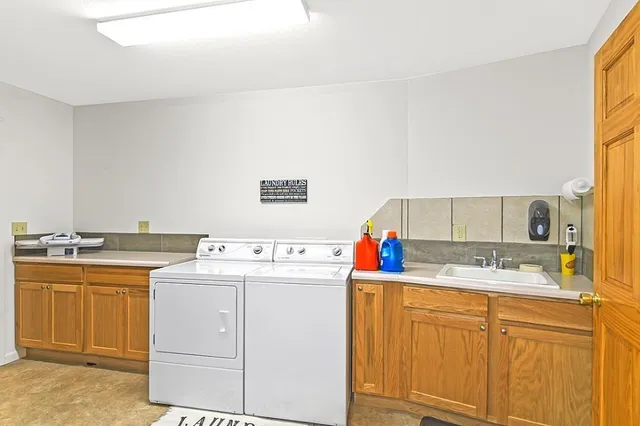 $839,000 | 7458 39th Avenue Northwest, Alexandria, MN 56308