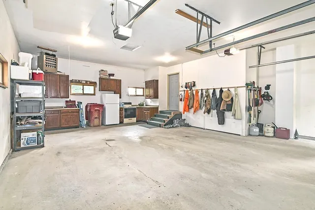 $839,000 | 7458 39th Avenue Northwest, Alexandria, MN 56308