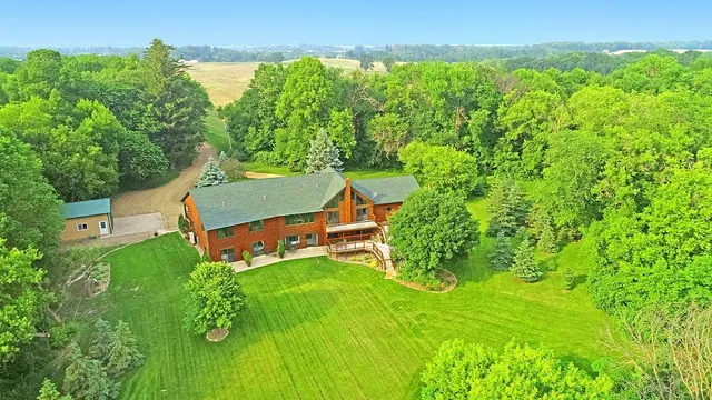 $839,000 | 7458 39th Avenue Northwest, Alexandria, MN 56308