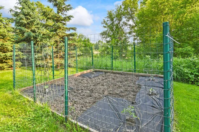 $839,000 | 7458 39th Avenue Northwest, Alexandria, MN 56308