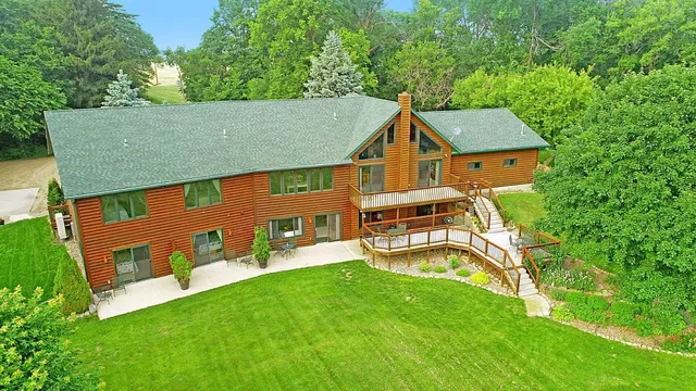 $839,000 | 7458 39th Avenue Northwest, Alexandria, MN 56308