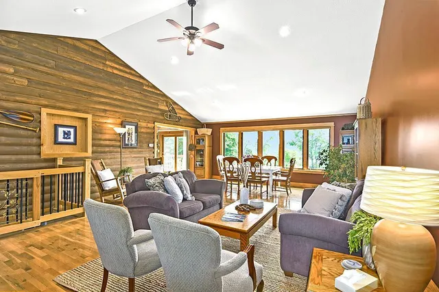 $839,000 | 7458 39th Avenue Northwest, Alexandria, MN 56308