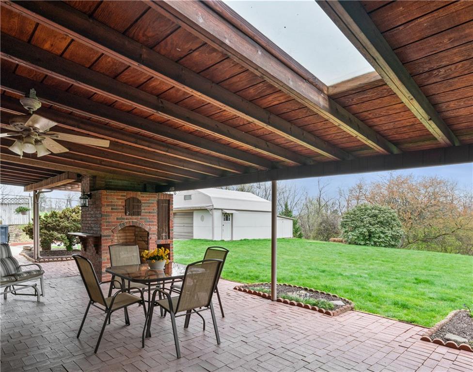 1392 Harmony Road Baden, PA 15005 - Photo 14 of 19