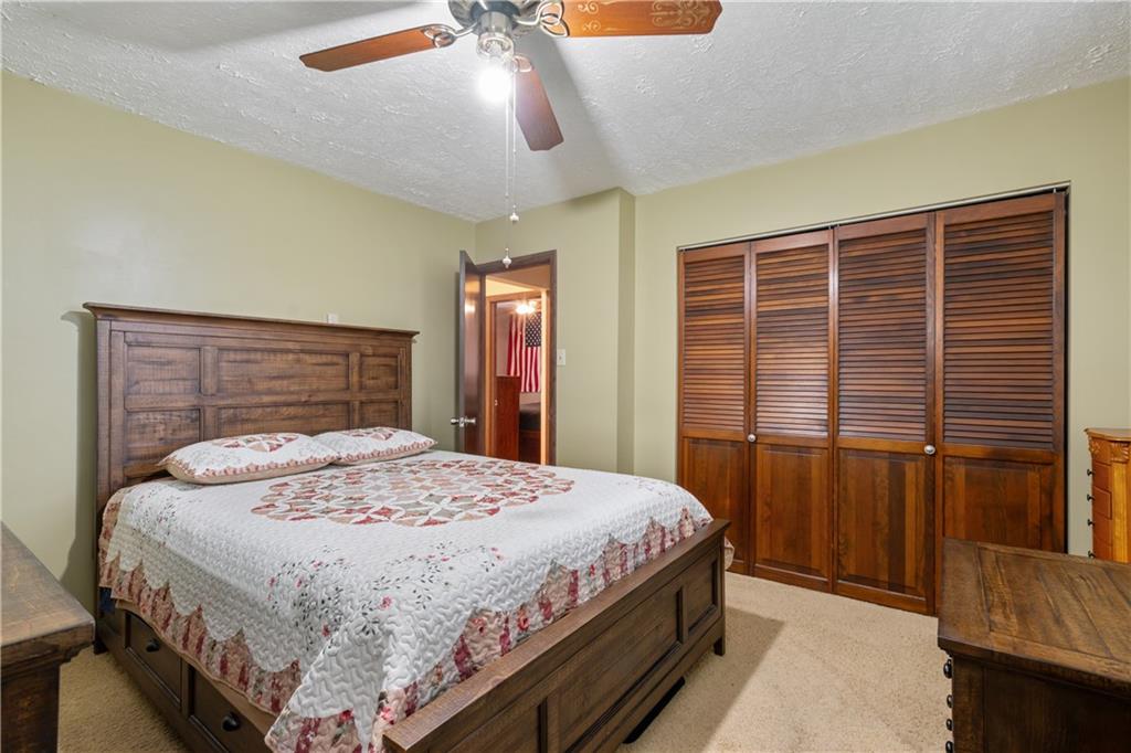 1392 Harmony Road Baden, PA 15005 - Photo 7 of 19