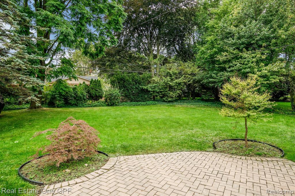 7 Vernier Road Grosse Pointe Shores, MI 48236 - Photo 25 of 25