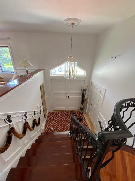 169 Gardiner Road Quincy, MA 02169 - Photo 2 of 22 Gallery Image 2