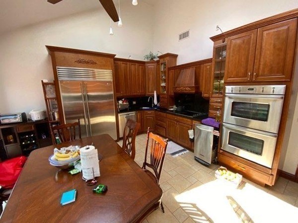 169 Gardiner Road Quincy, MA 02169 - Photo 5 of 22 Gallery Image 5