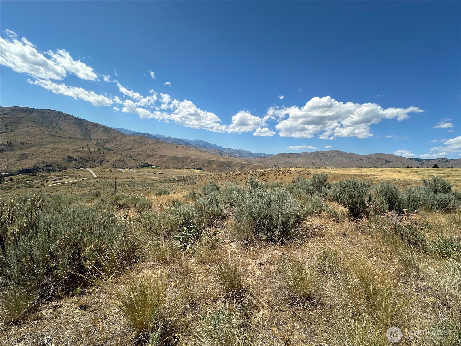 -tbd Peterson Rnch Road Pateros, WA 98846 - Photo 10 of 20 a view of a city