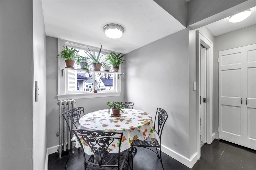 138 Maple Road Longmeadow, MA 01106 - Photo 5 of 37 a dining room with furniture and window