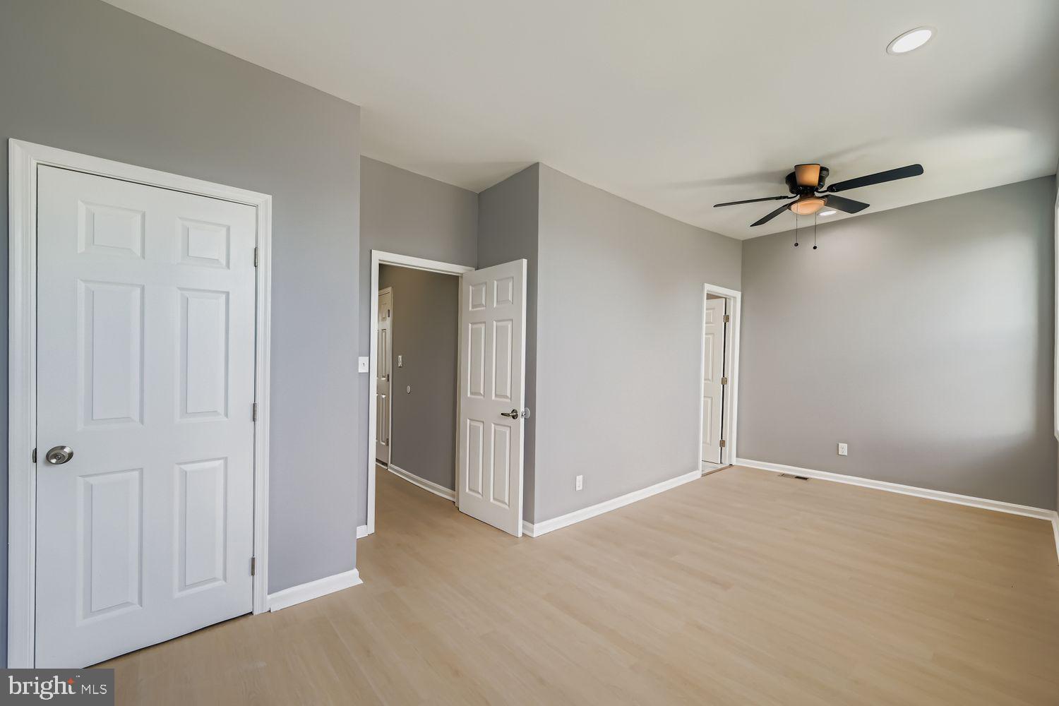 1520 Appleton Street Baltimore, MD 21217 - Photo 15 of 31 18ft Wide primary bedroom