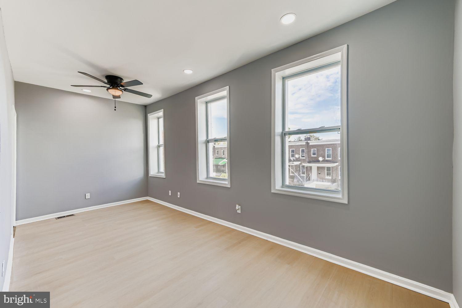 1520 Appleton Street Baltimore, MD 21217 - Photo 17 of 31 3 Windows Wide