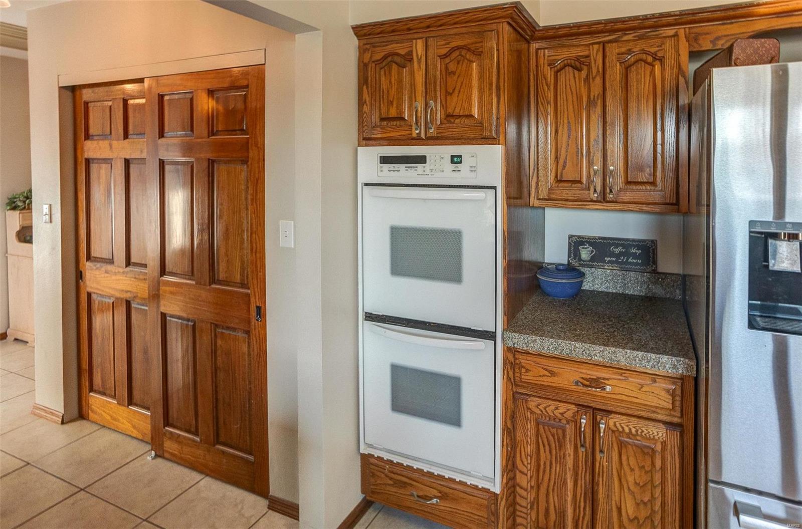 877 Troy Ofallon Road Troy, IL 62294 - Photo 23 of 69