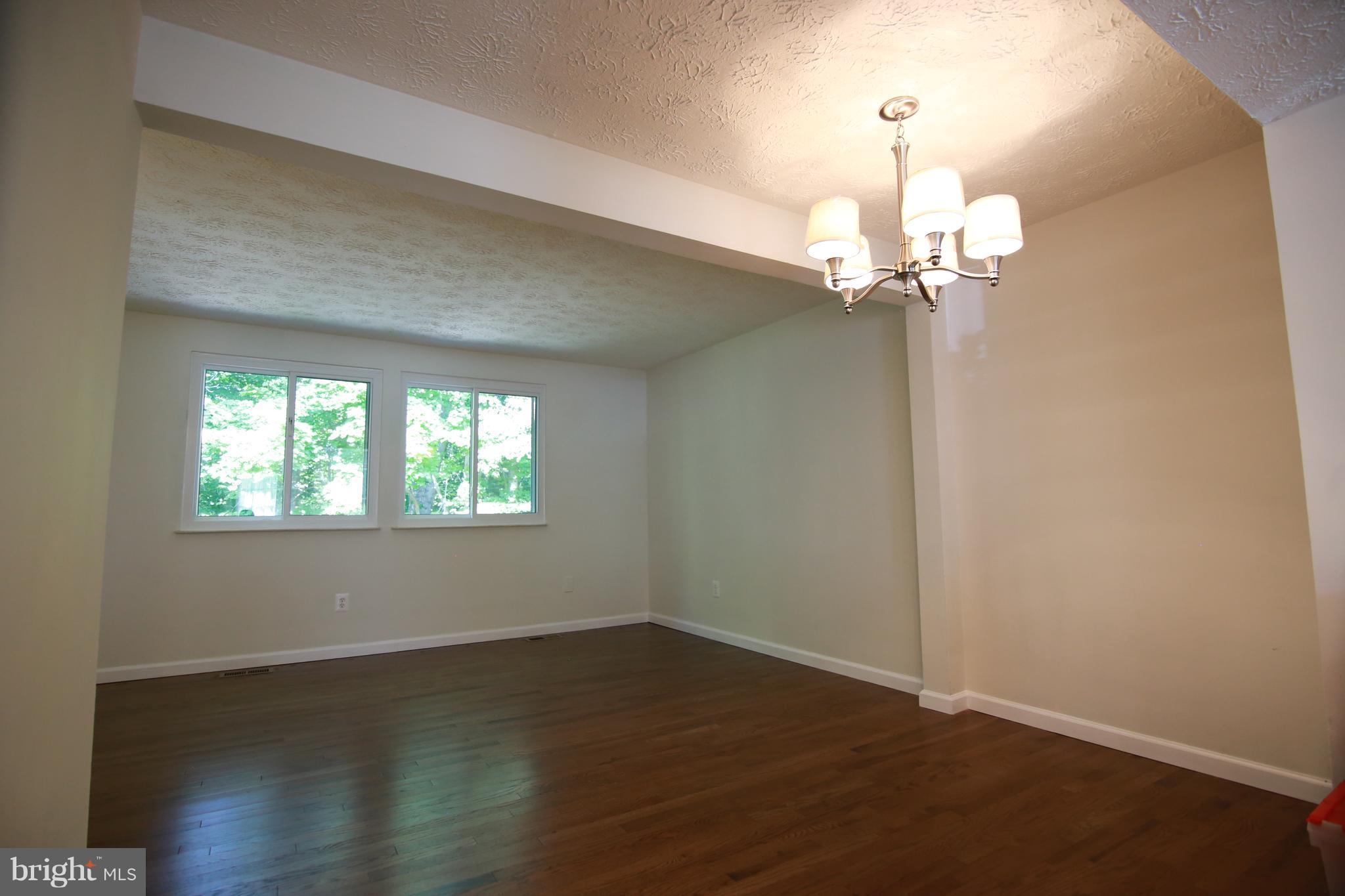 8070 Grandview Court Springfield, VA 22153 - Photo 9 of 24 Dining Room